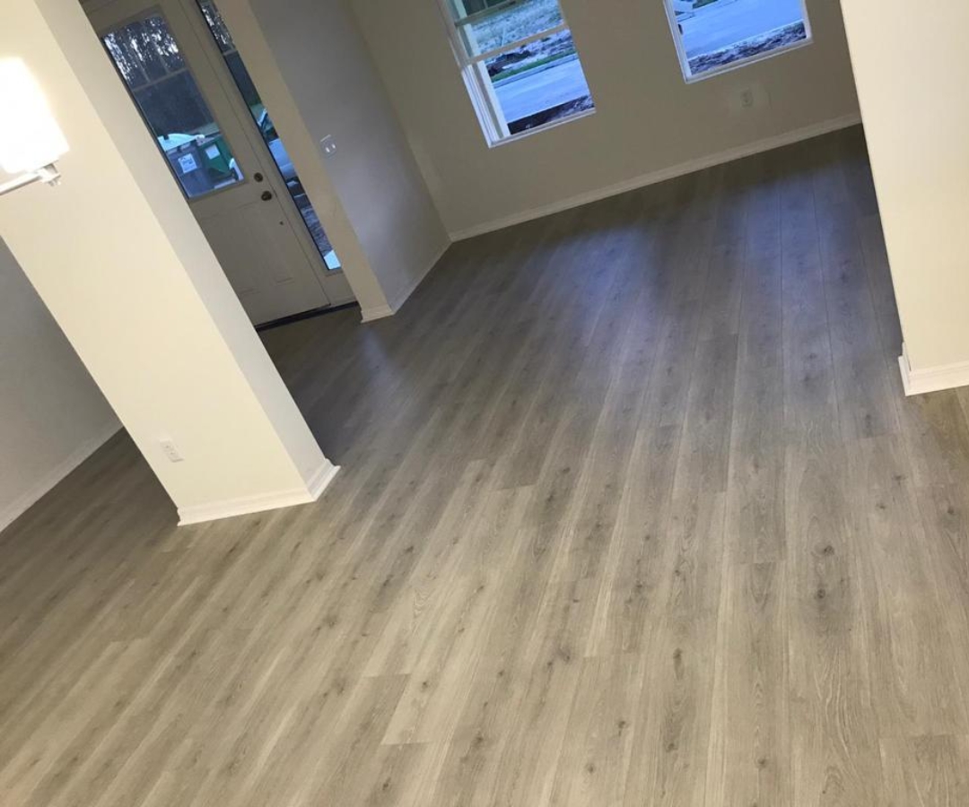 Contemporary Open-Plan Flooring